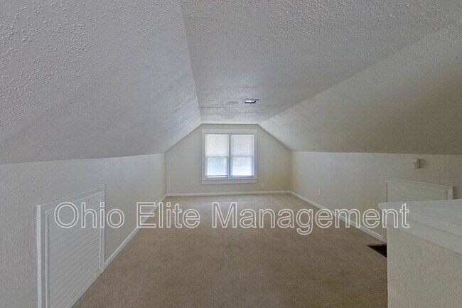 Building Photo - 2267 Homestead Dr