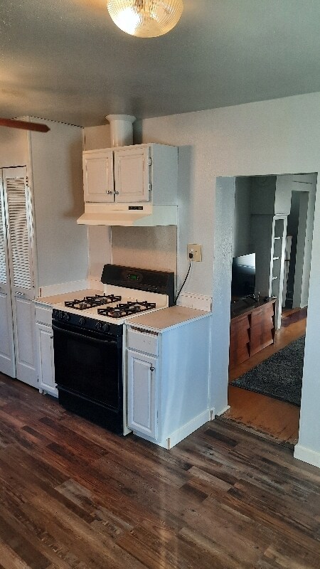 Building Photo - 709 Indiana St