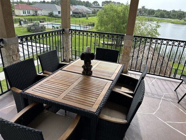 Building Photo - 615 29th St