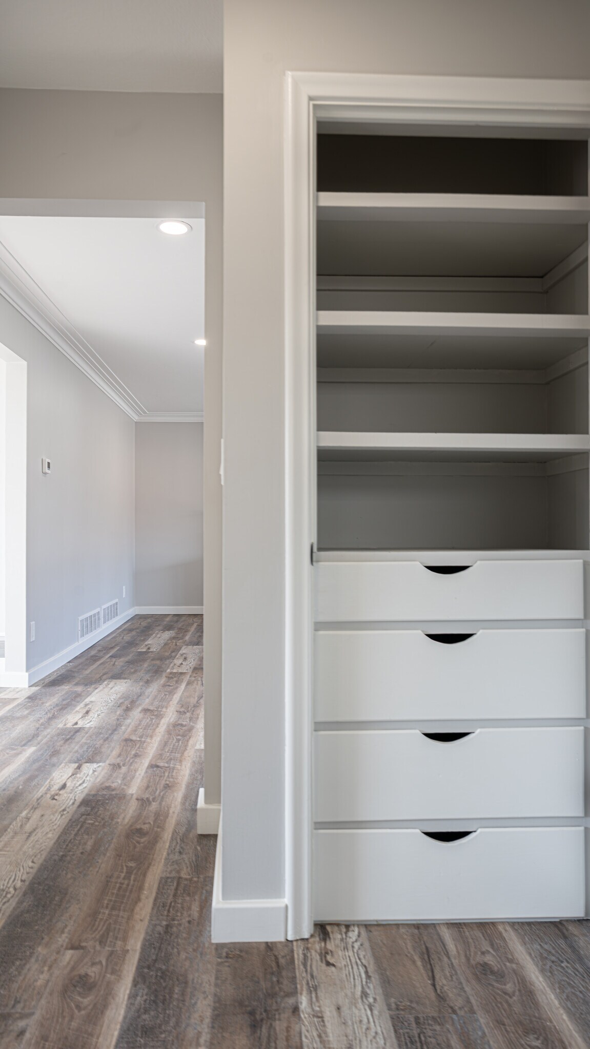 Building Photo - 920 9th St