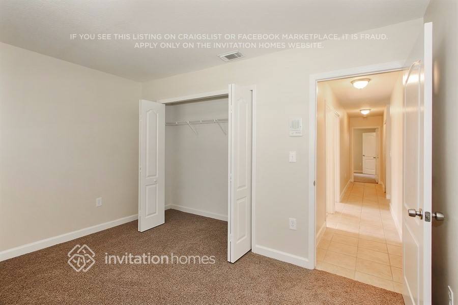 Building Photo - 18168 SW 151st Ave