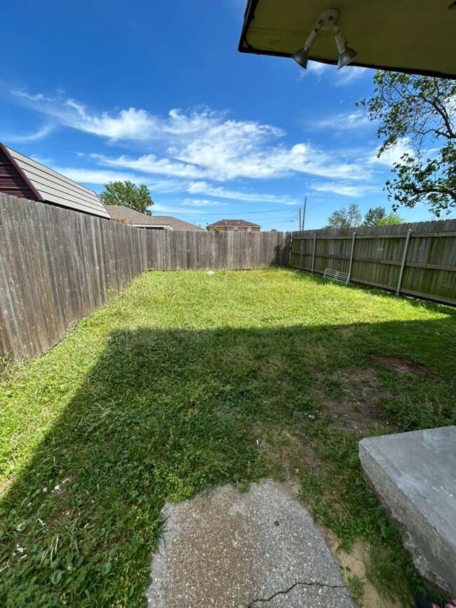 Building Photo - 2604 Richland St