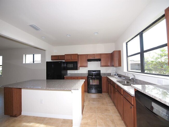 Building Photo - 19224 Isadora St