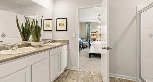 Building Photo - 733 Grovebury Ct