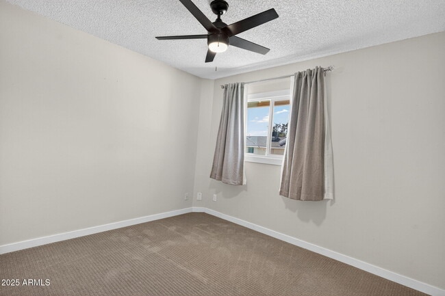 Building Photo - 1339 N 44th St