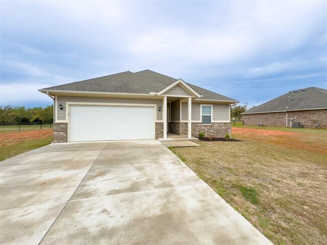 Primary Photo - 11659 Split Oak Cir