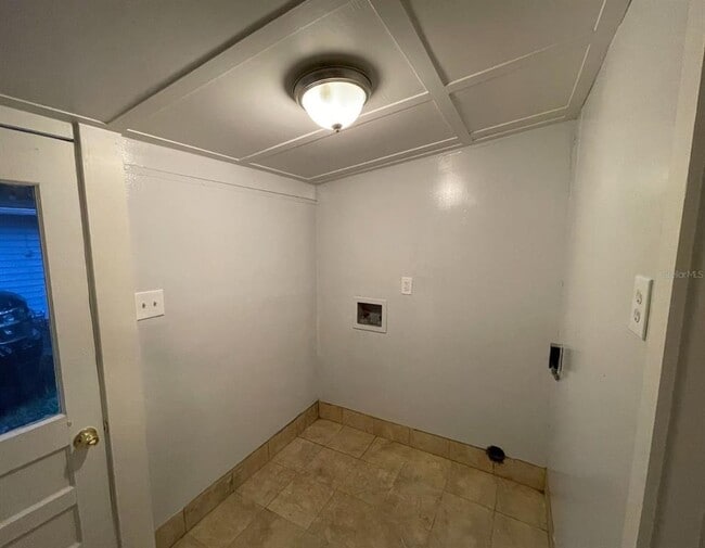 Building Photo - 1208 Brinkley Ct