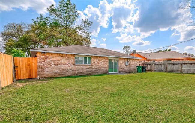 Building Photo - 5138 Danfield Dr