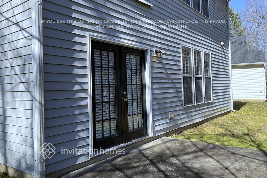 Building Photo - 2724 Golden Amber Ct