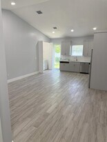 Building Photo - 4323 Barbridge Rd