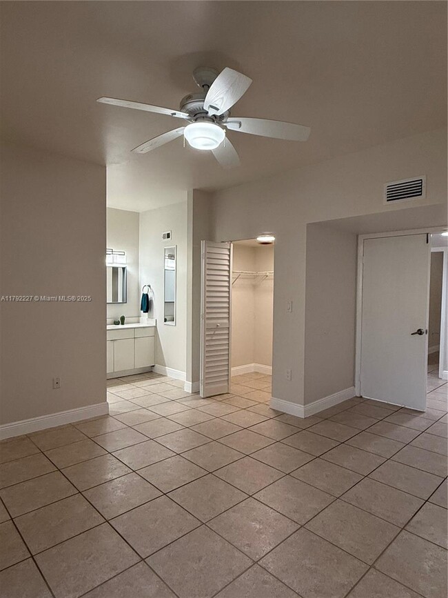 Building Photo - 8819 SW 130th Pl