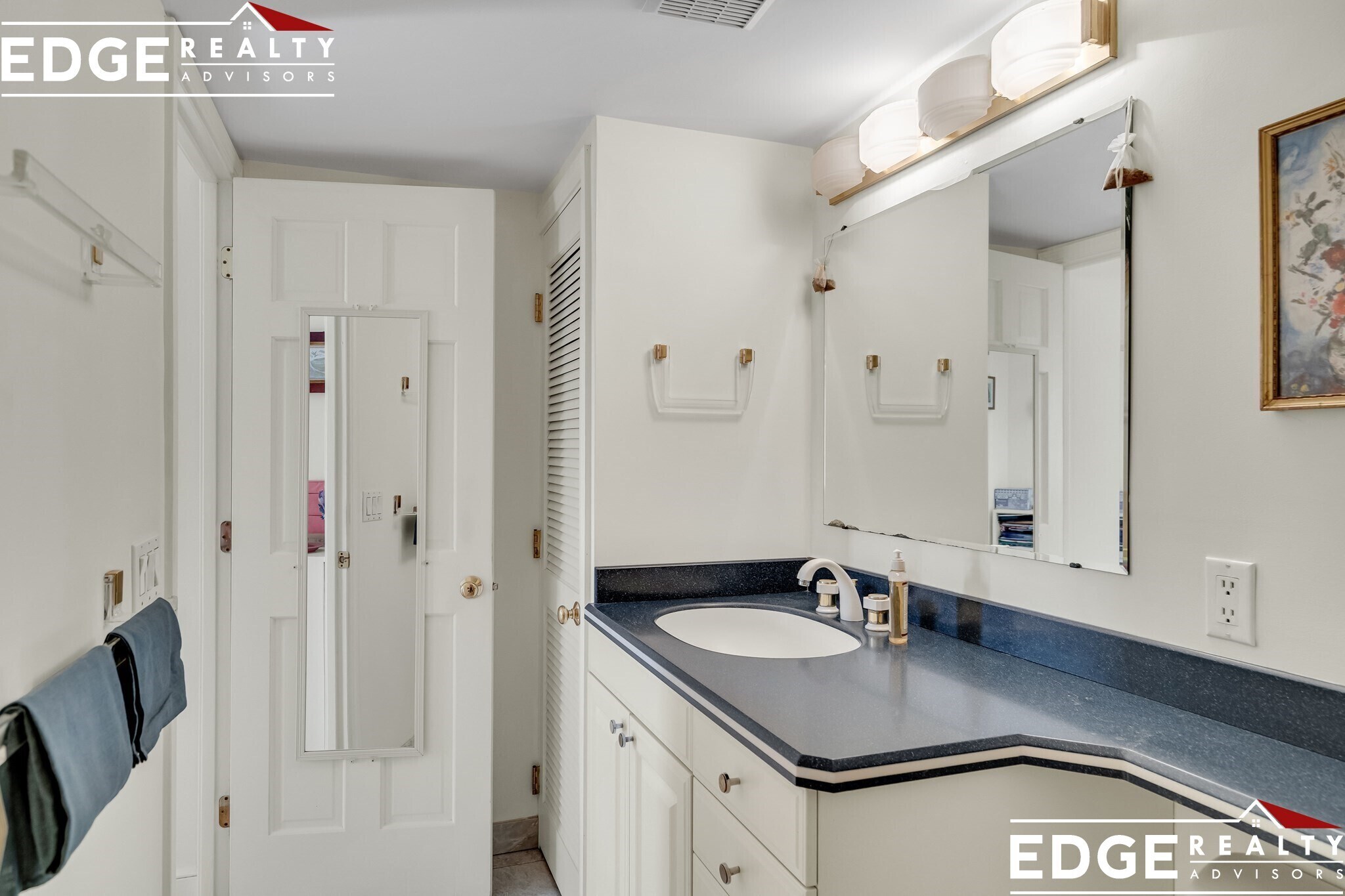 Building Photo - 1601 Beacon St