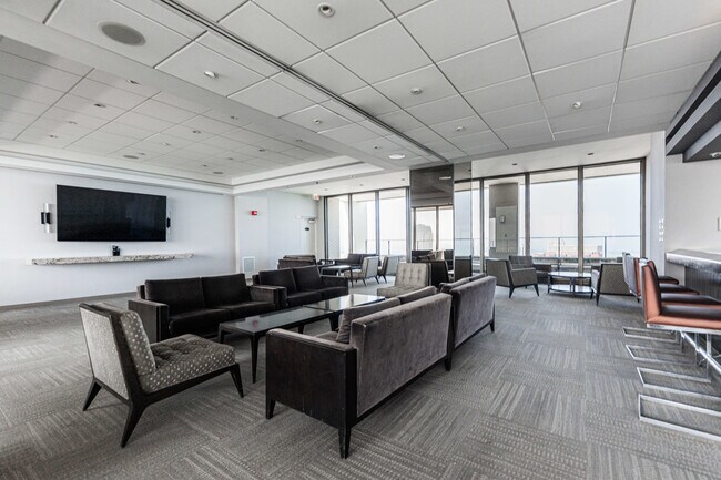 Building Photo - 2800 N Lake Shore Dr