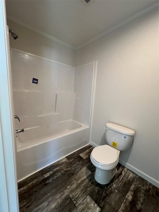 Building Photo - 985 NY-17M