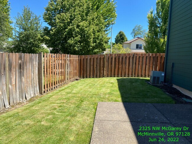 Building Photo - 1809 NW 23rd St