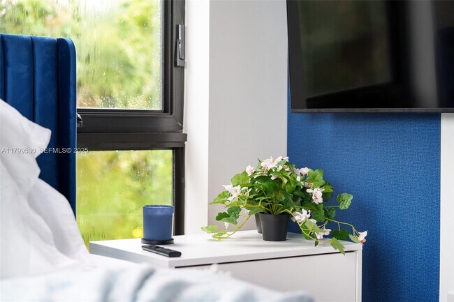 Building Photo - 408 NW 52nd St