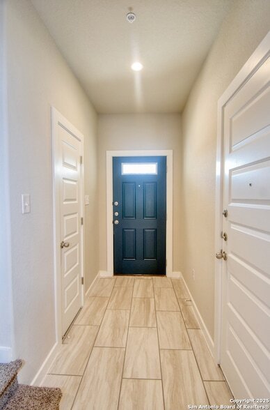 Building Photo - 8307 V. Pisa