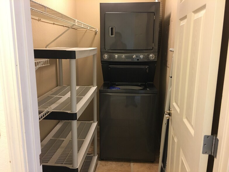 Laundry room - 880 E Fremont Ave