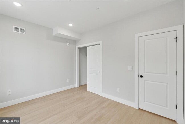 Building Photo - 520 W Susquehanna Ave