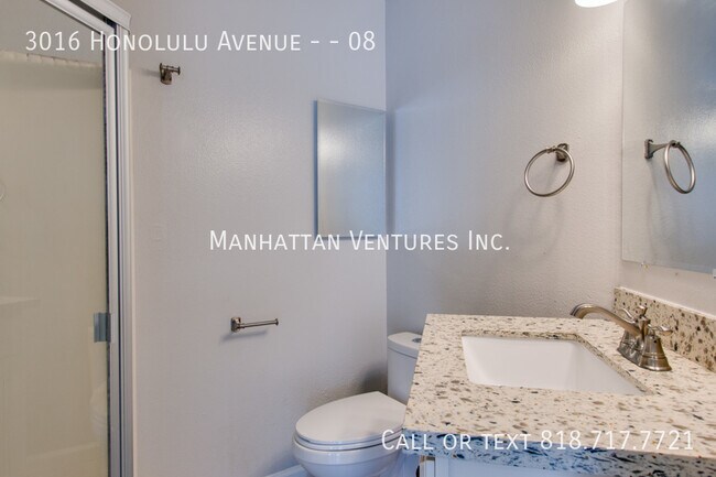Building Photo - 3016 Honolulu Ave