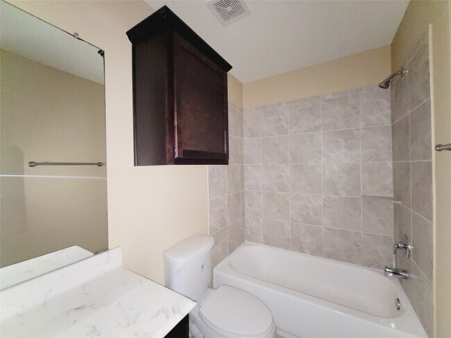 Building Photo - 8031 Canyon St