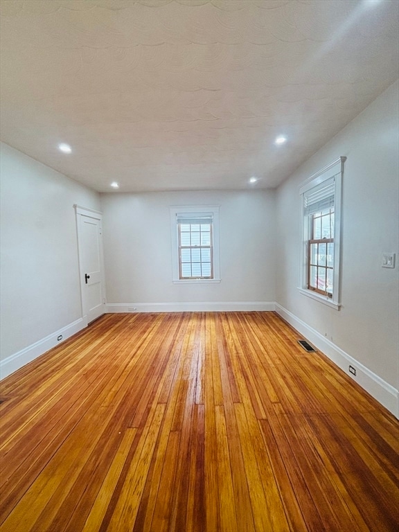 Building Photo - 53 Windsor St