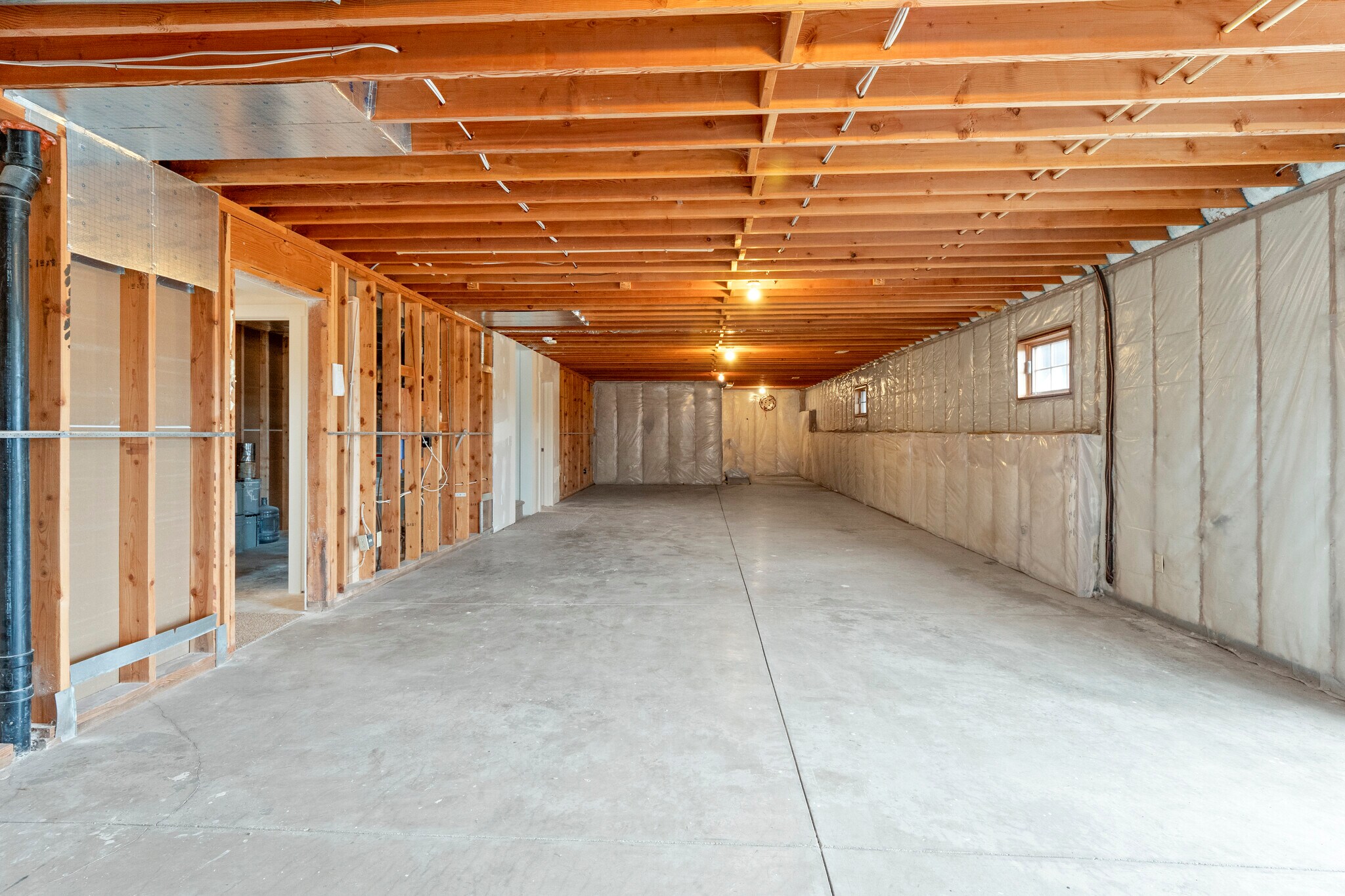 Building Photo - 5704 W Garden Springs Rd