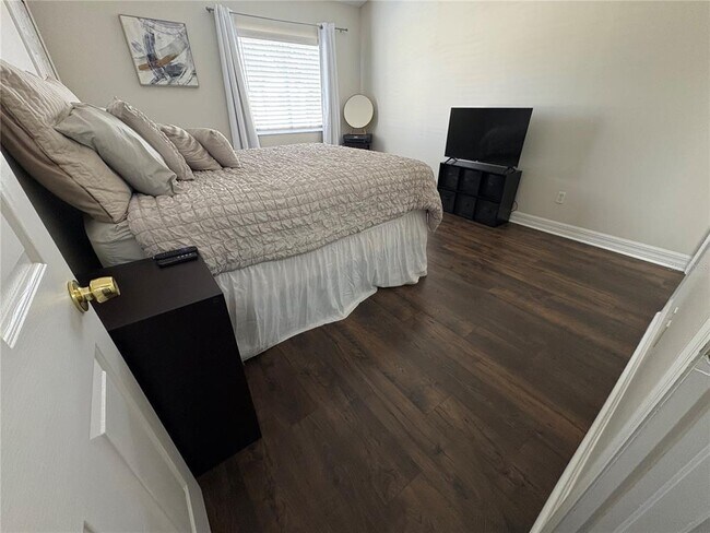 Building Photo - 3713 W Cass St