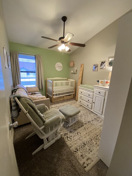 Building Photo - 6262 E Brown Rd