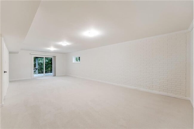 Building Photo - 11916 Moss Point Ln