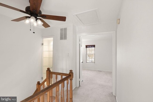 Building Photo - 7829 Mt Woodley Pl