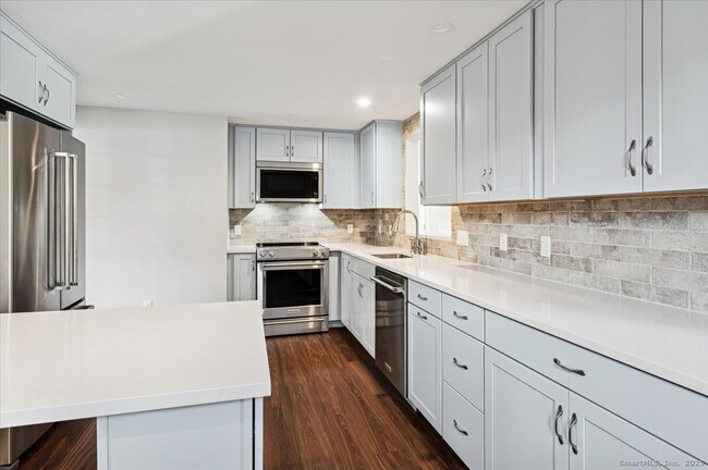 Building Photo - 1110 Mill Hill Terrace