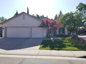 Building Photo - Elk Grove + Pool