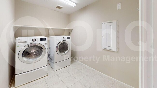 Building Photo - 11917 Ryscott Cir