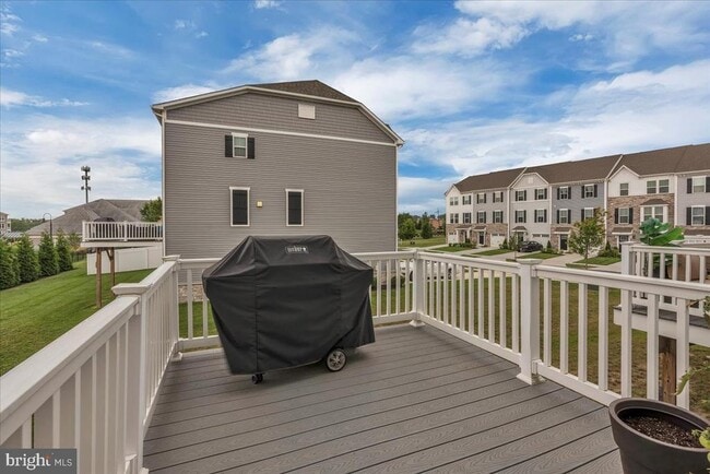 Building Photo - 5 Kohlmyer Dr