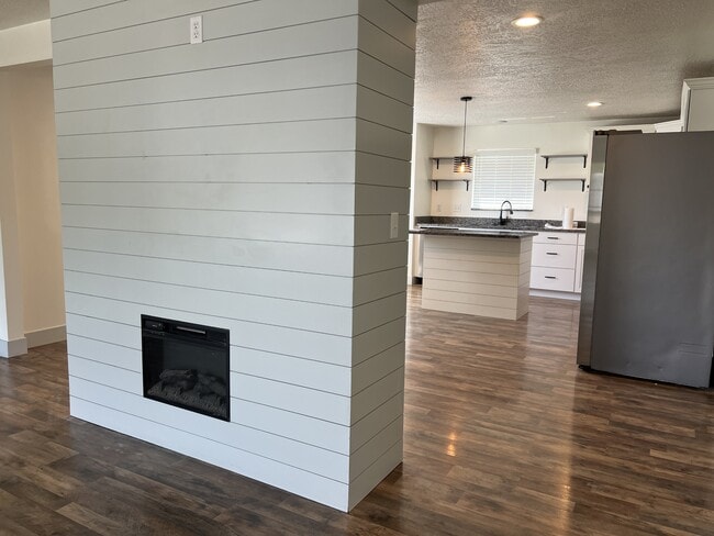 Building Photo - 2650 S 8550 W