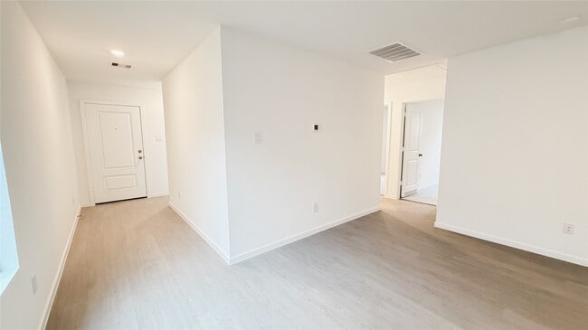 Building Photo - 18045 Trepito Ave