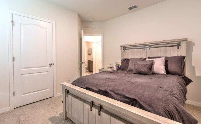 Building Photo - 265 Sandoval Dr