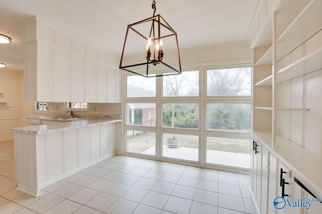 Building Photo - 814 Cleermont Dr SE