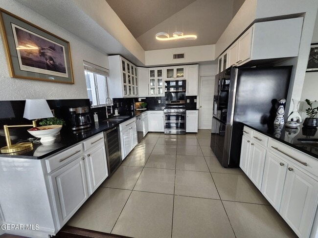 Building Photo - 6613 Imperial Ridge Dr