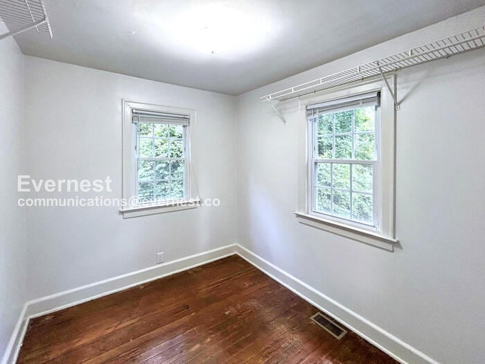 Building Photo - 412 A Griffin Ave