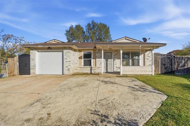 Building Photo - 9420 Kerrville St