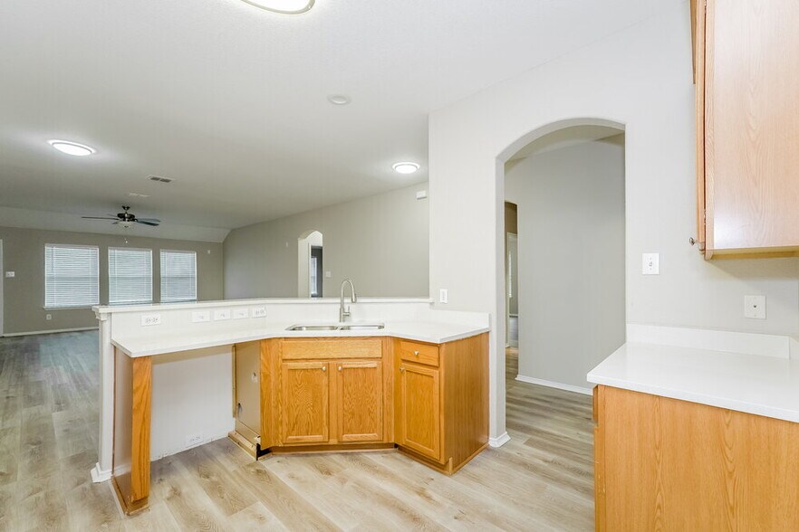 Building Photo - 3737 Sapphire St
