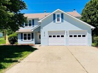 Building Photo - Beautiful, Spacious Single Family Home