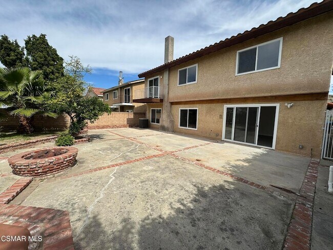 Building Photo - 6307 Chimineas Ave