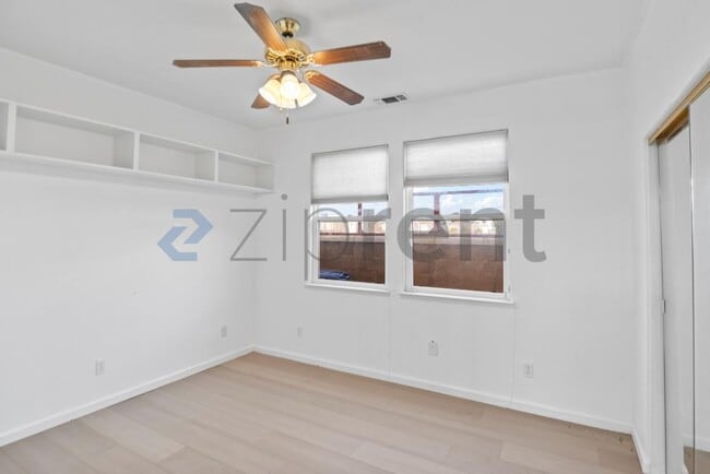 Building Photo - 25 Zion Ct