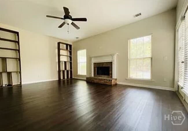 Building Photo - 209 Foxbury Square