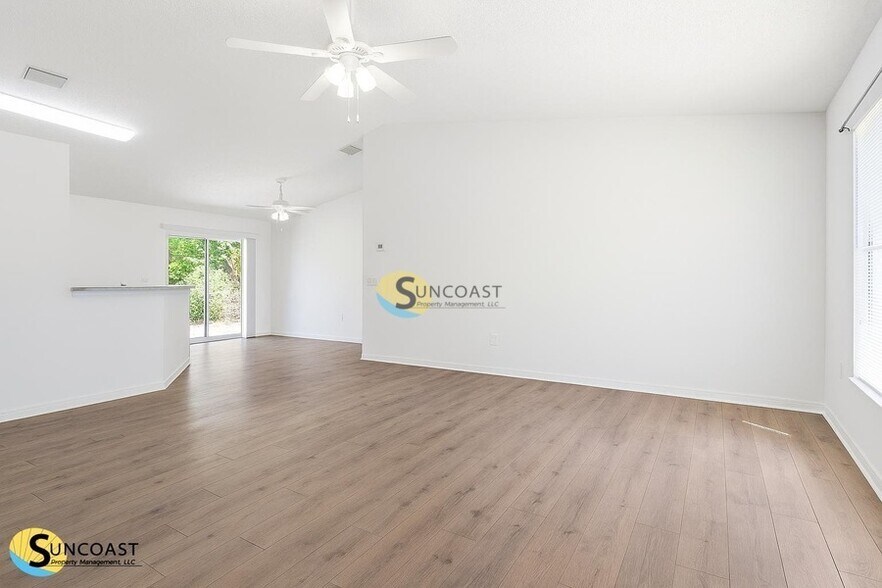 Building Photo - 61 Raleigh Dr