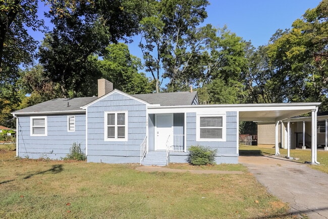 Primary Photo - 700 Robison Dr