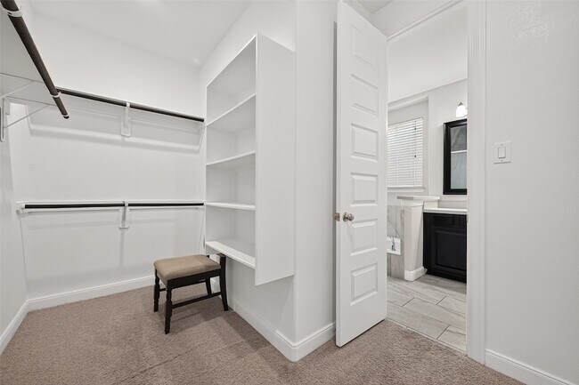 Building Photo - 11611 Arbirlot Dr